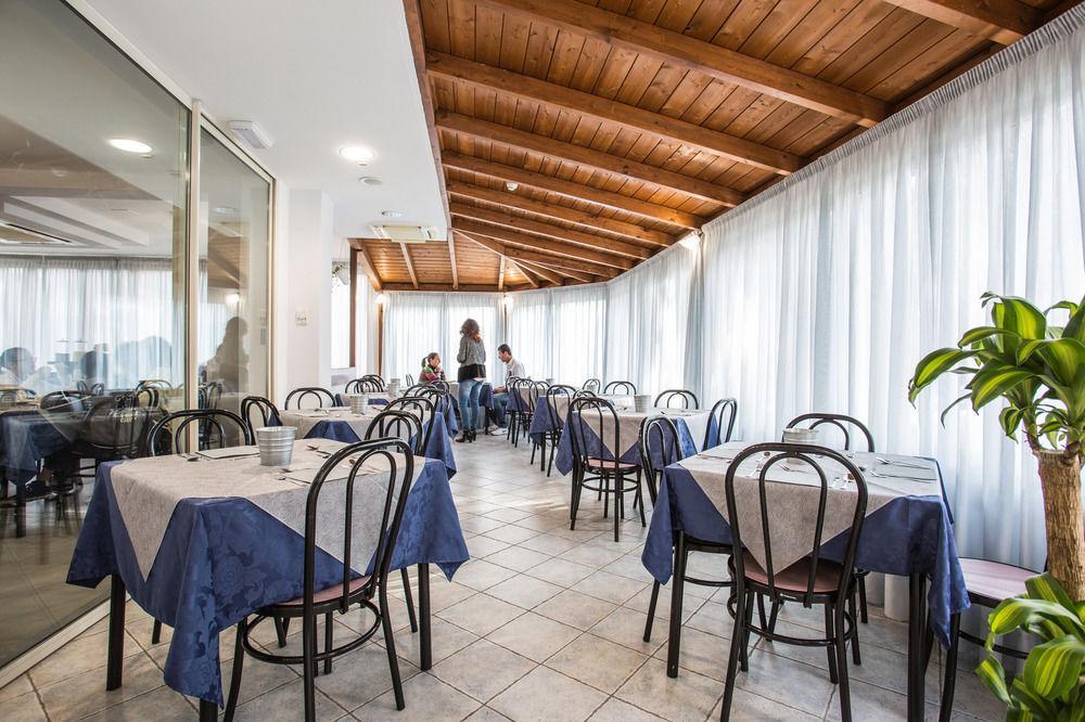 Hotel Nancy Rimini Eksteriør billede