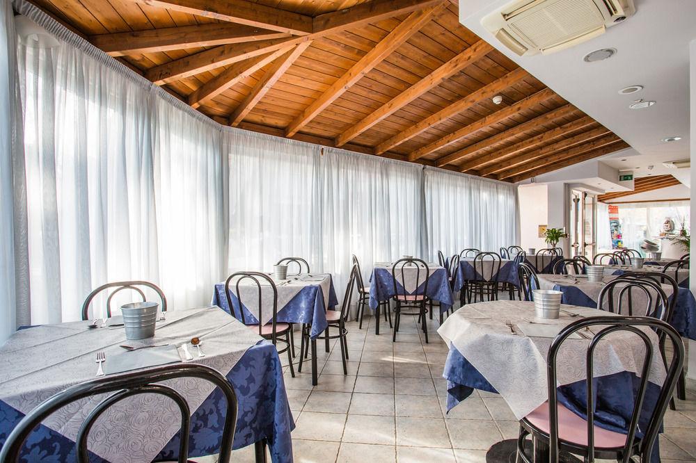 Hotel Nancy Rimini Eksteriør billede
