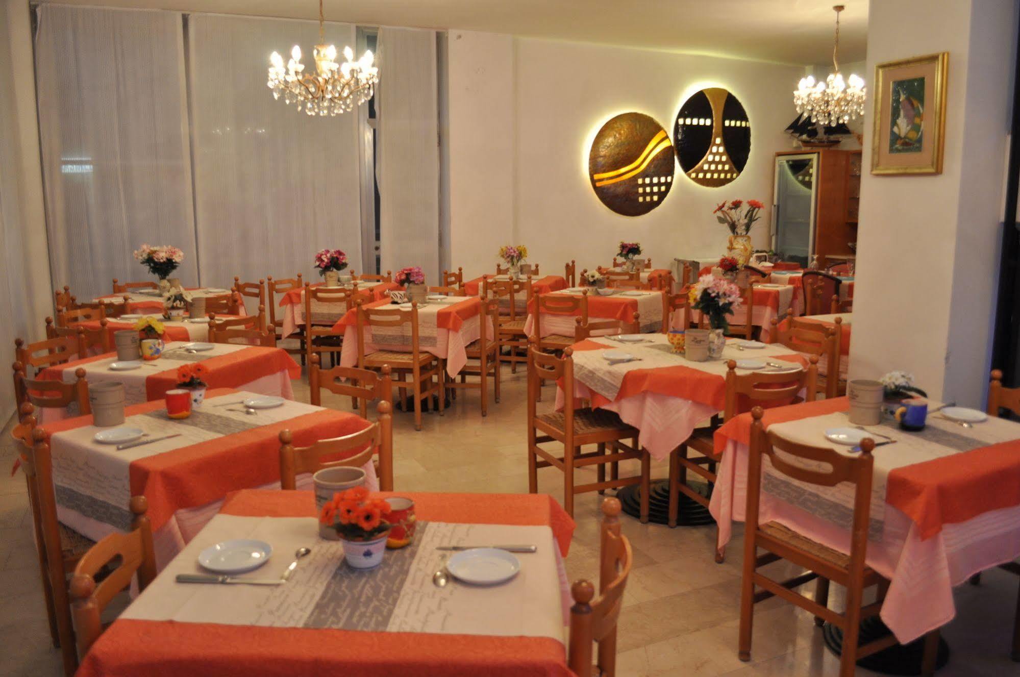 Hotel Nancy Rimini Eksteriør billede